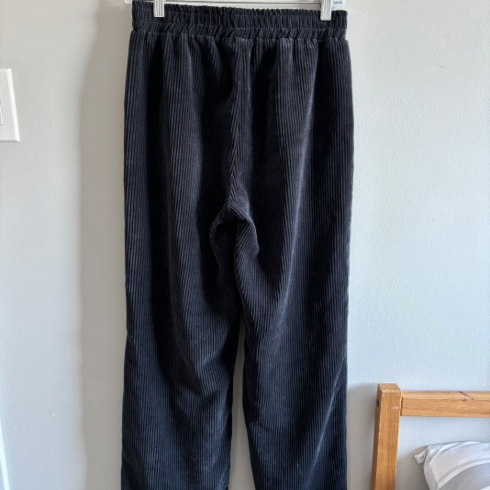 Forever 21 cords - Picture 5 of 5